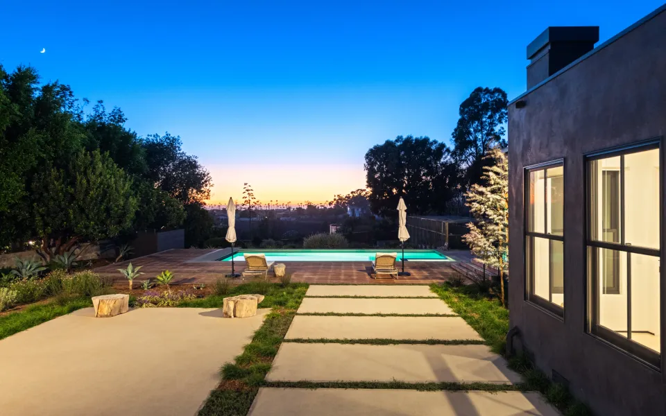 Warner Residence - Image 20