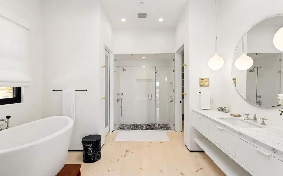 Warner Residence - Image 27