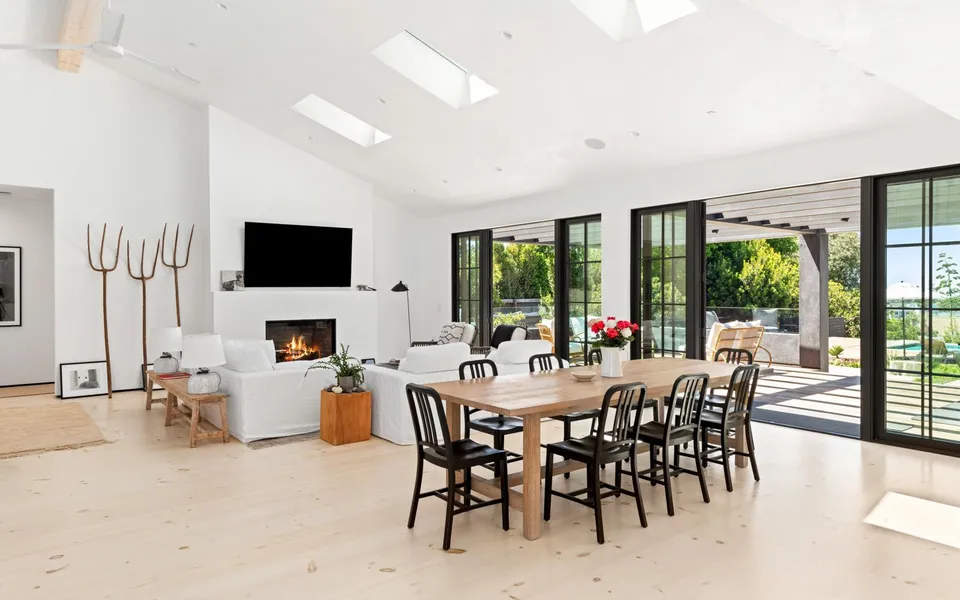 Warner Residence - Image 32